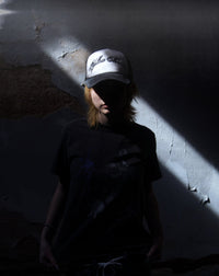 ESSENCE, hat