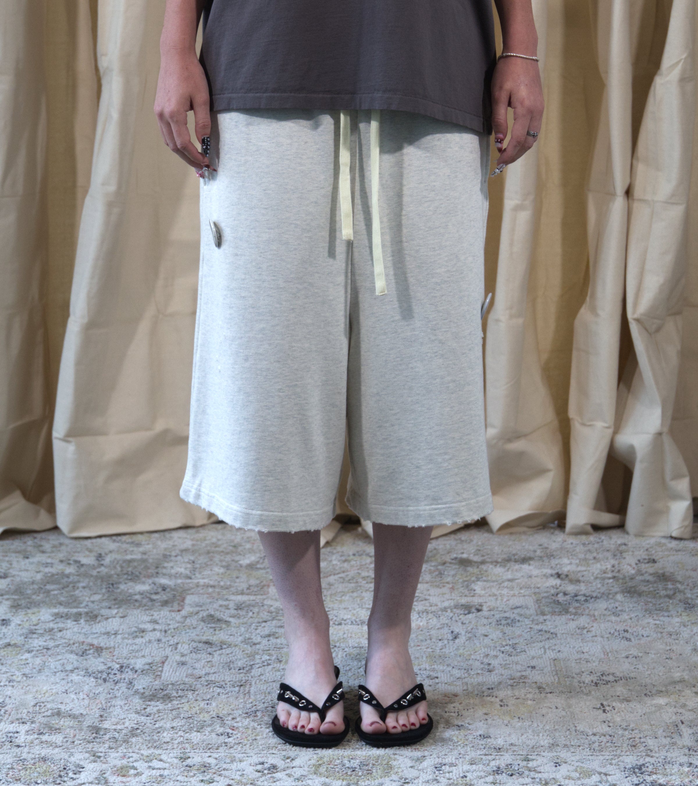 Essence, shorts