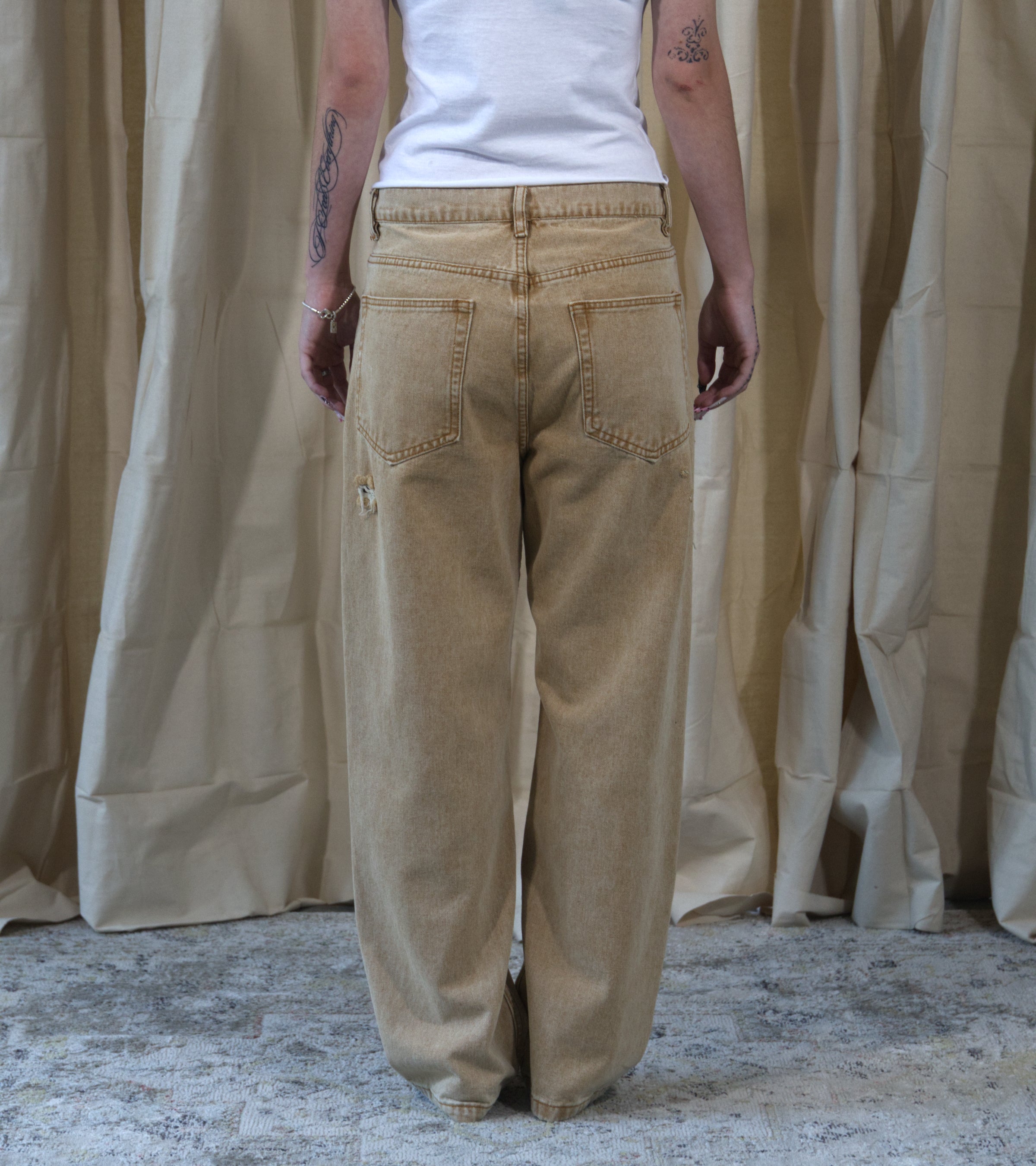 Essence, denim pant